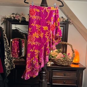 Forever 21 burnout velvet Skirt small